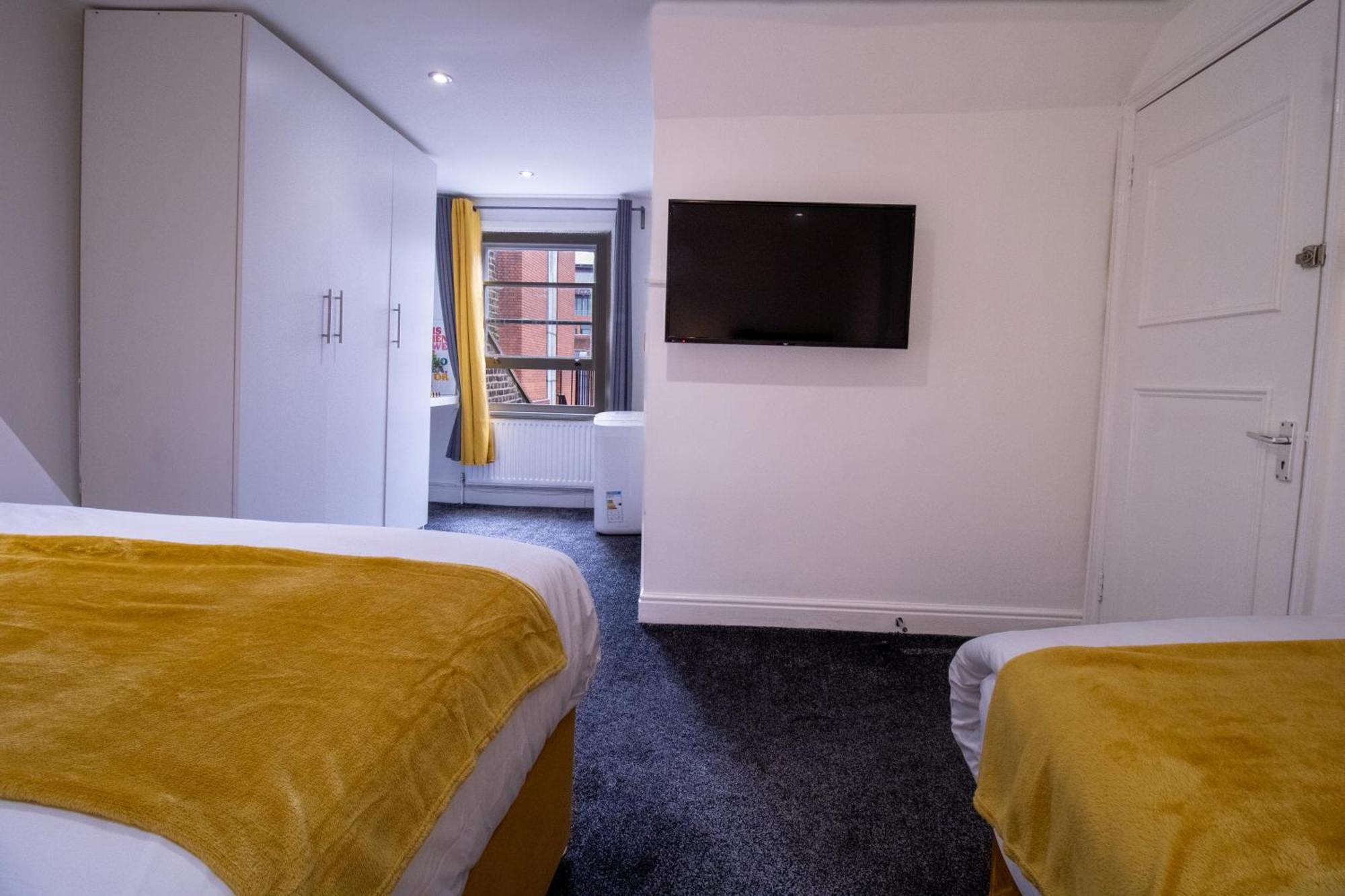 Luxurious 1-Bedroom Penthouse On Oxford Street 11G Londres Extérieur photo