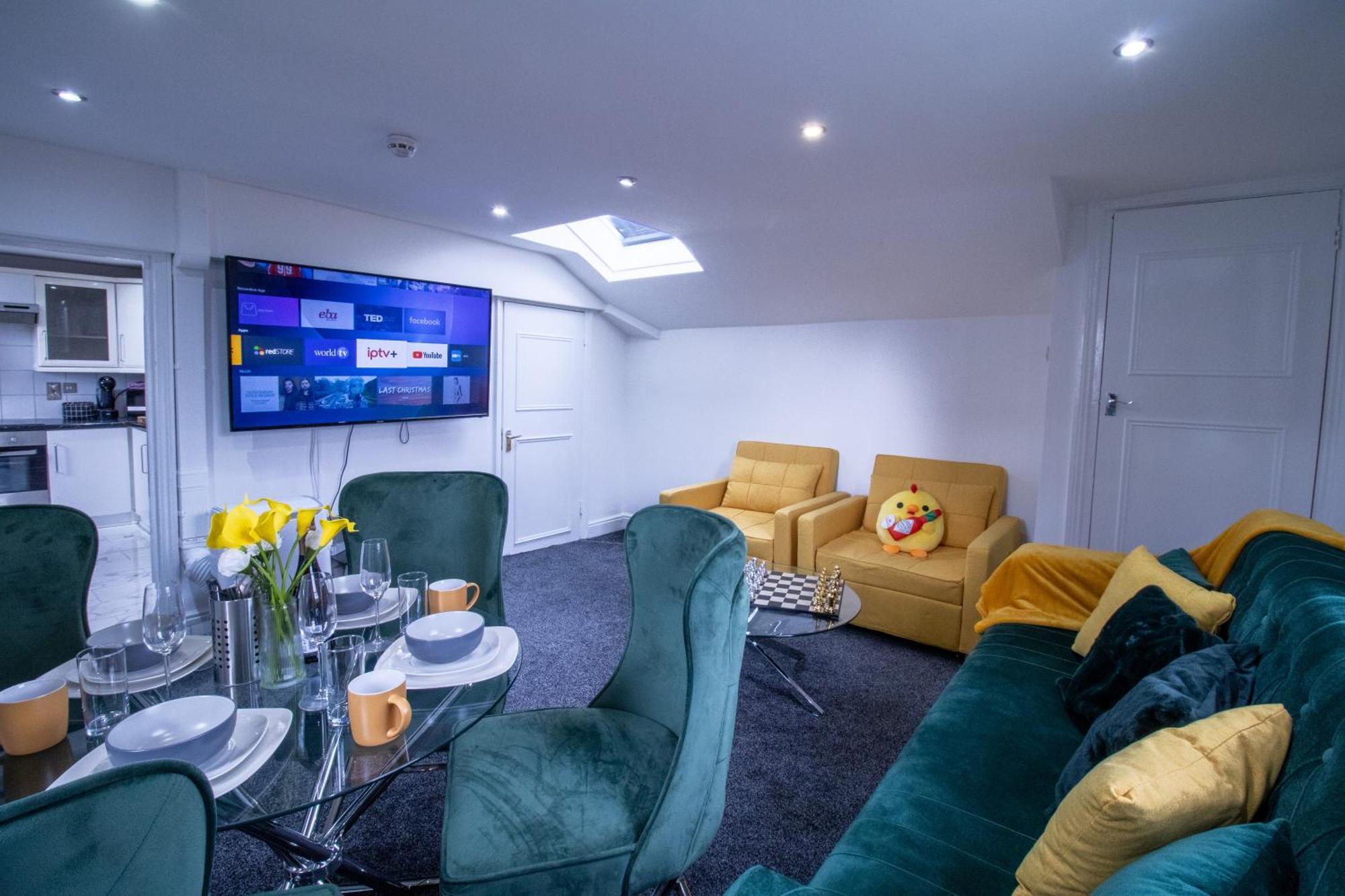 Luxurious 1-Bedroom Penthouse On Oxford Street 11G Londres Extérieur photo