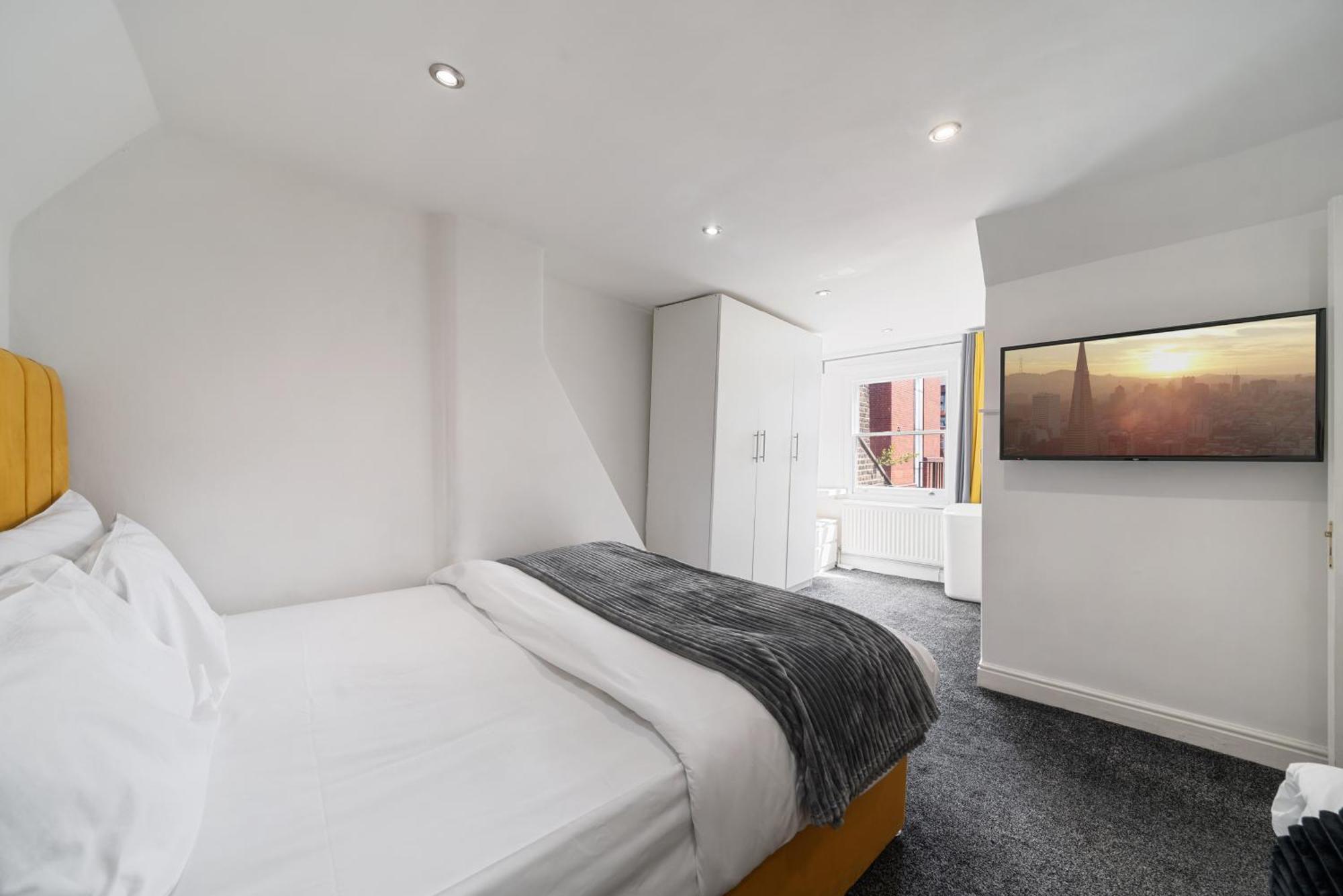 Luxurious 1-Bedroom Penthouse On Oxford Street 11G Londres Extérieur photo