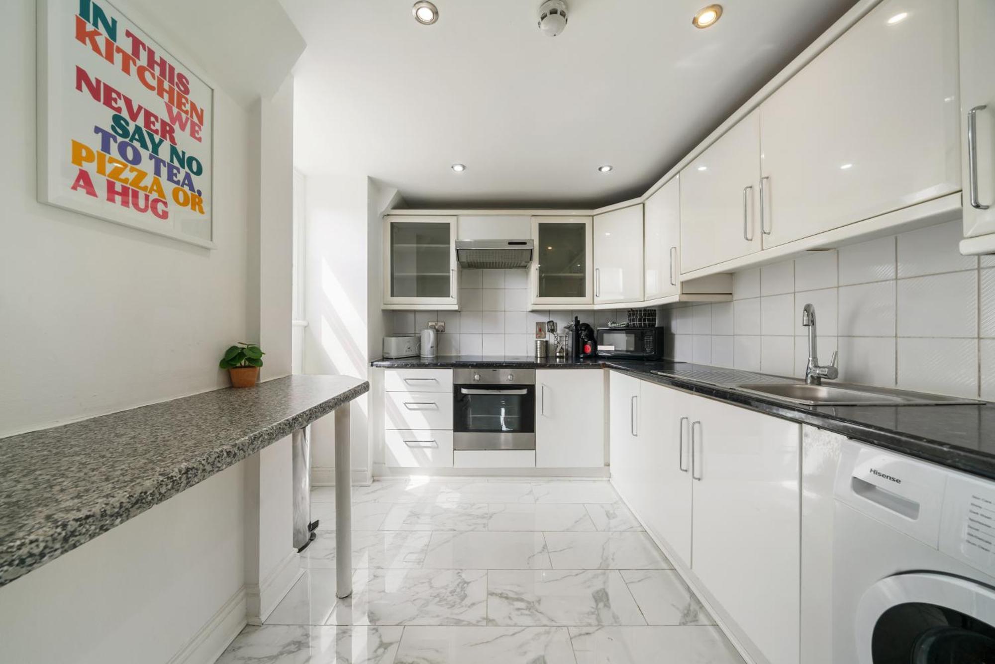Luxurious 1-Bedroom Penthouse On Oxford Street 11G Londres Extérieur photo